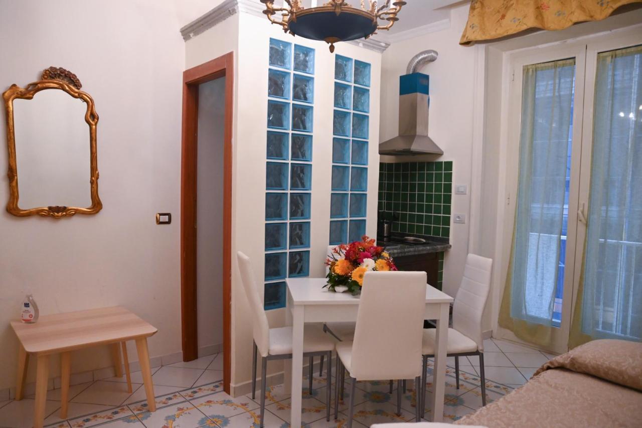 Apartmán Pagina Storica Di Napoli Exteriér fotografie